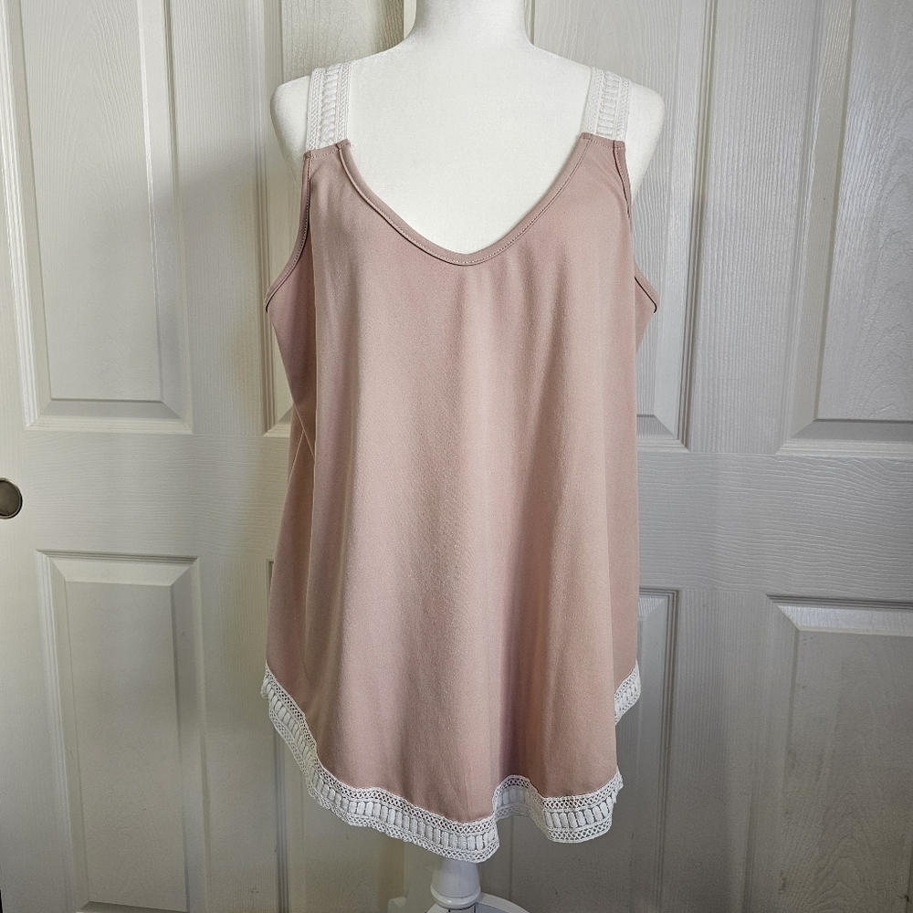 2XL Elegant Pink Lace Trim Women's Top
